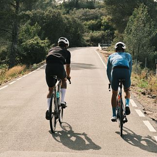 Deporte: mar, bici, escalada y golf